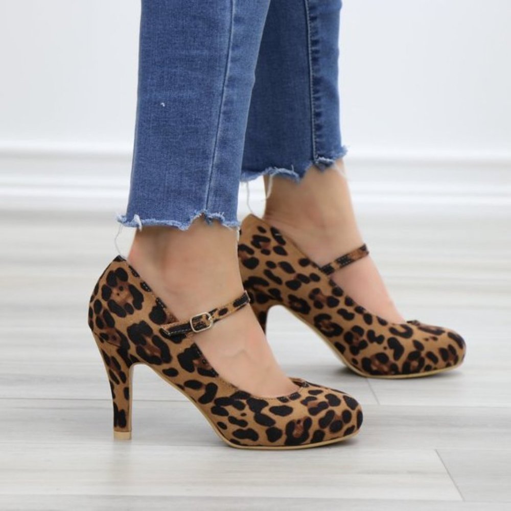 Leopard Suede Low Heel Rockabilly Pumps - Picture 2 of 14